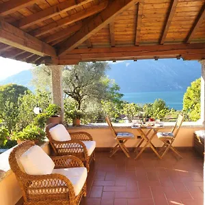 https://camera-con-bagno-e-portico.it-lombardy.com