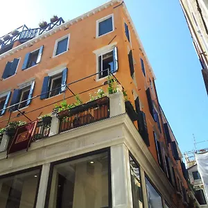 https://piccolo-appartamento-a-san-marco.hotelinveneto.com